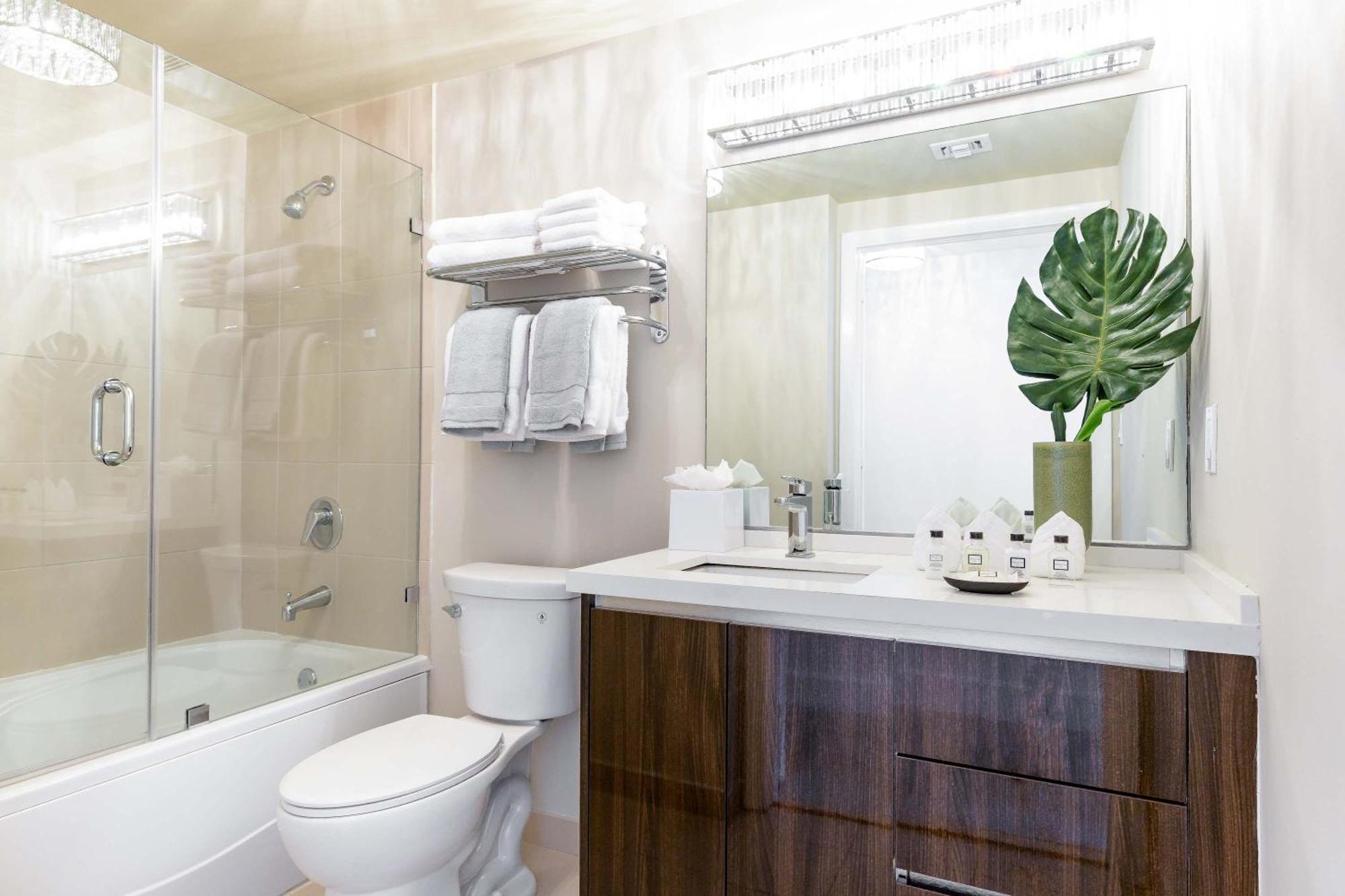 Mvr A 5-star Feel Without Leaving The Grove *